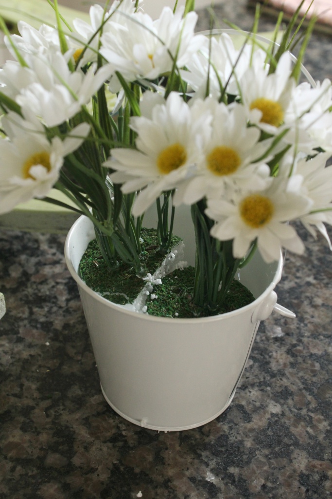 Bucket of Daisies for Trash to Treasure project