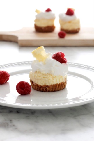 Mini Lemon Cheesecakes - Pallet and Pantry