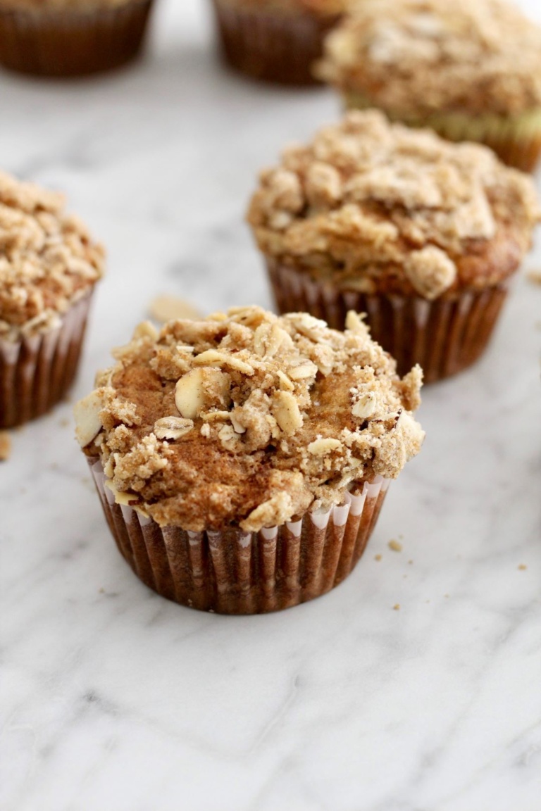 Banana Streusel Muffins - Pallet and Pantry